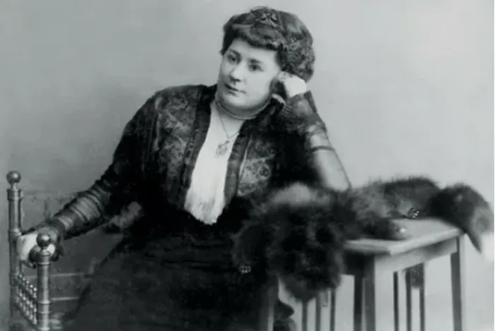 Вера Николаевна Петрова (бабушка)