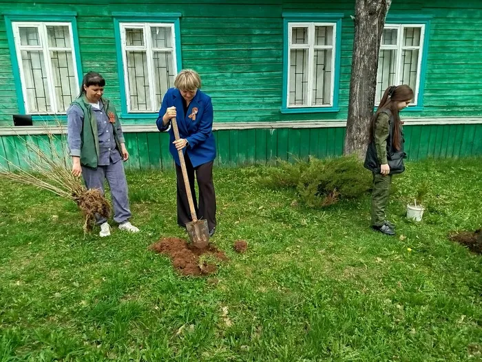 07 мая Сад памяти (5)